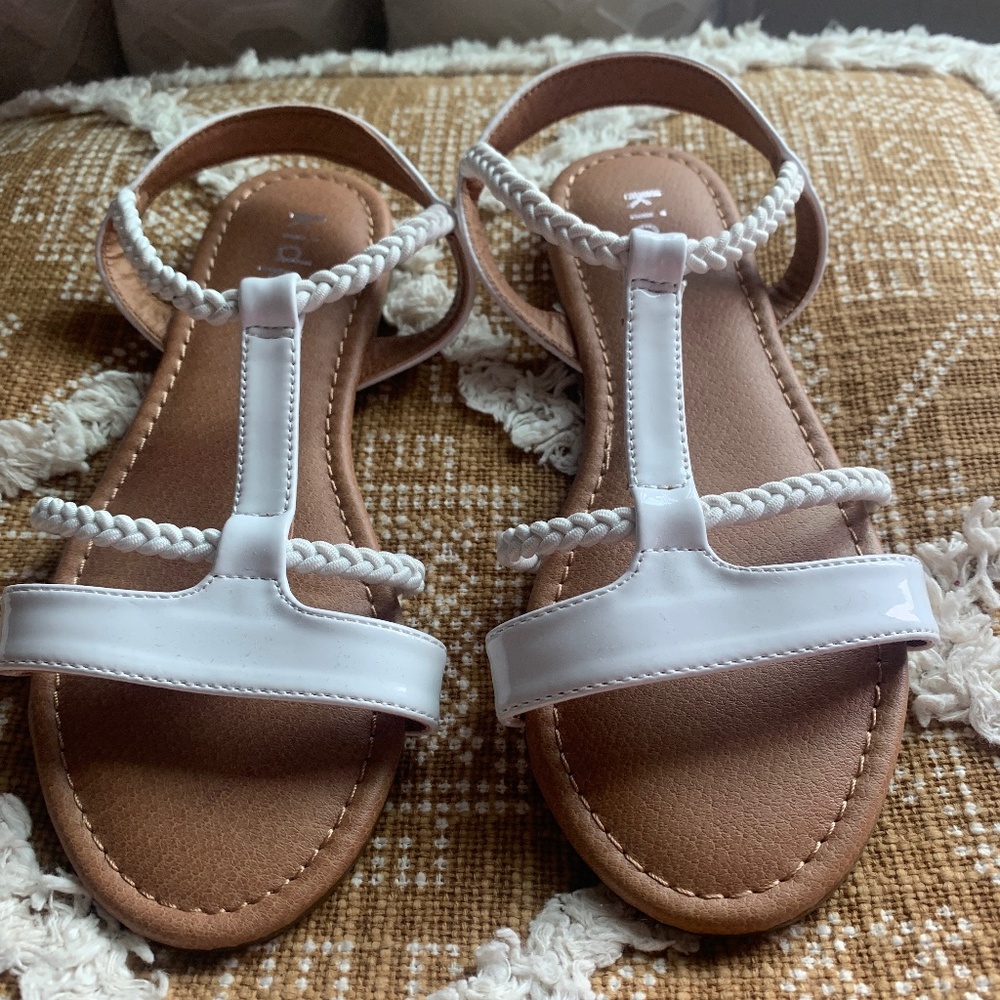 Kidpik White Sandals